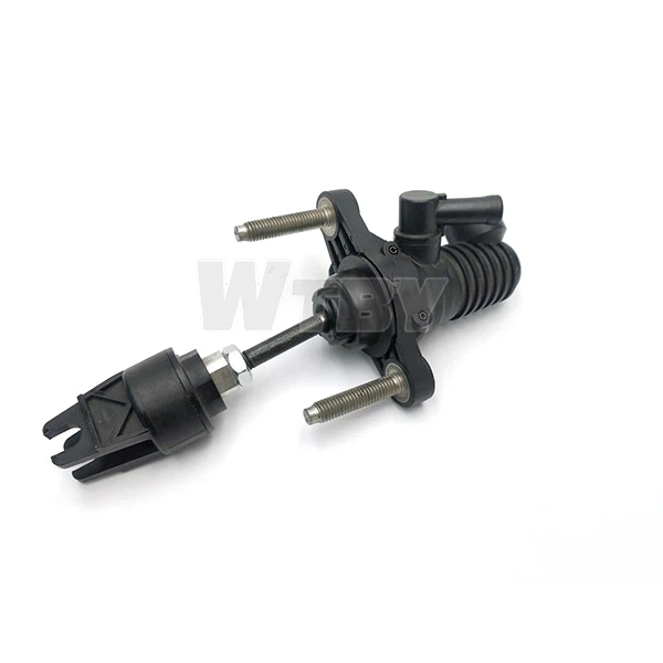 Klaċċ Master Cylinder Għal TOYOTA FORTUNER / HILUX 31420-0K012 31420-OK013